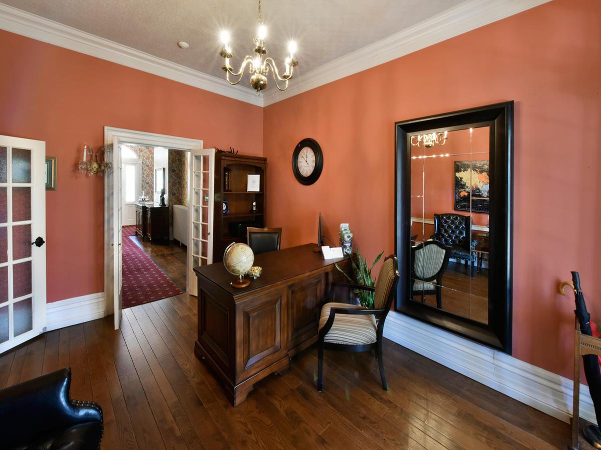 Brockamour Manor Bed And Breakfast Niagara-on-the-Lake ภายนอก รูปภาพ