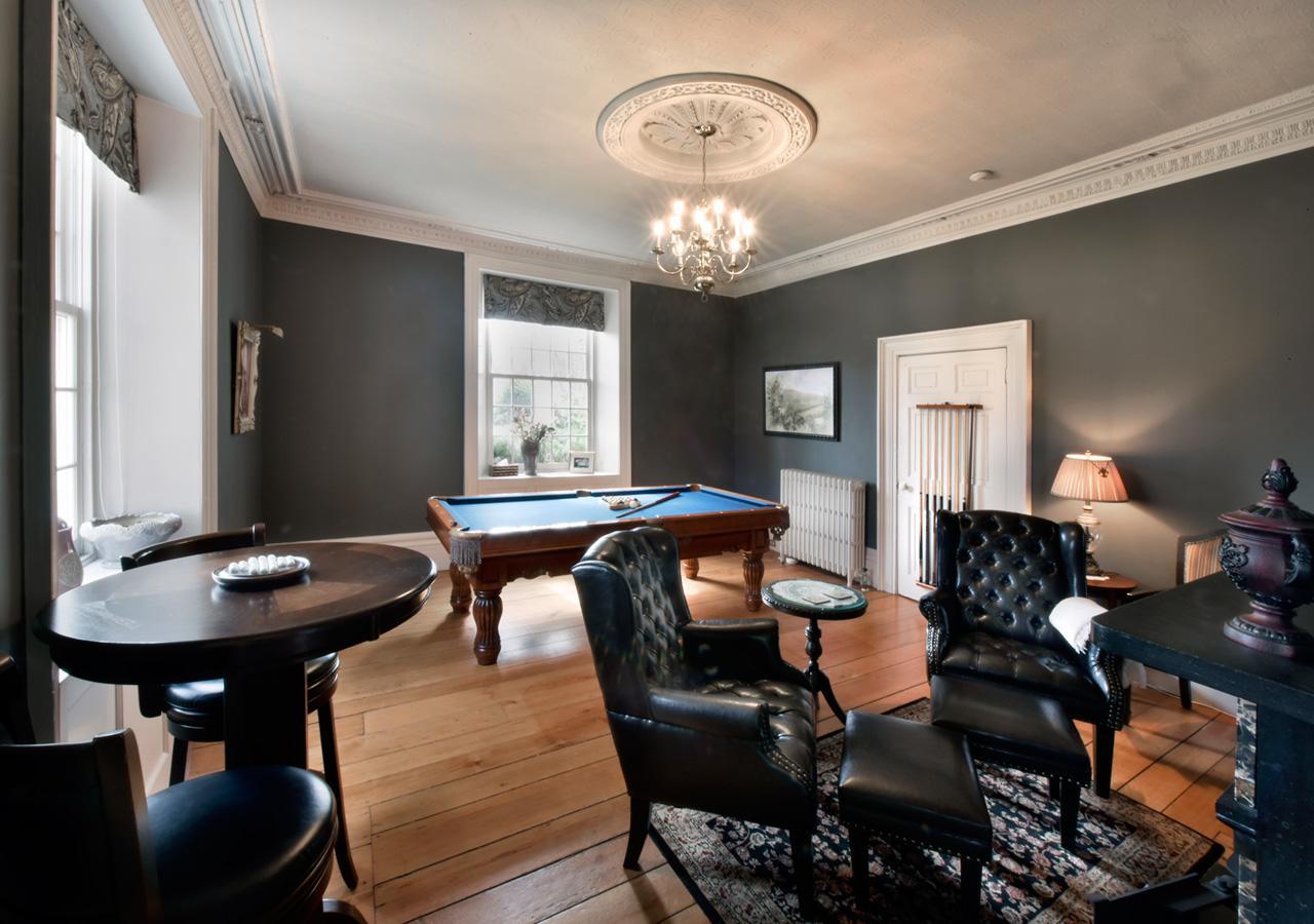 Brockamour Manor Bed And Breakfast Niagara-on-the-Lake ภายนอก รูปภาพ